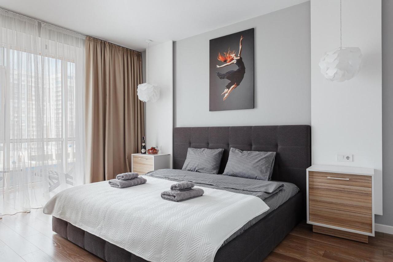 White Apartments Odessa Dış mekan fotoğraf