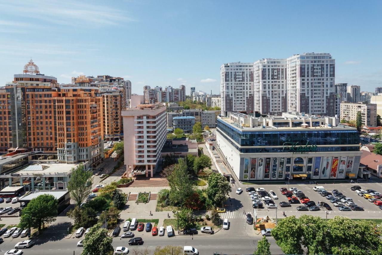 White Apartments Odessa Dış mekan fotoğraf