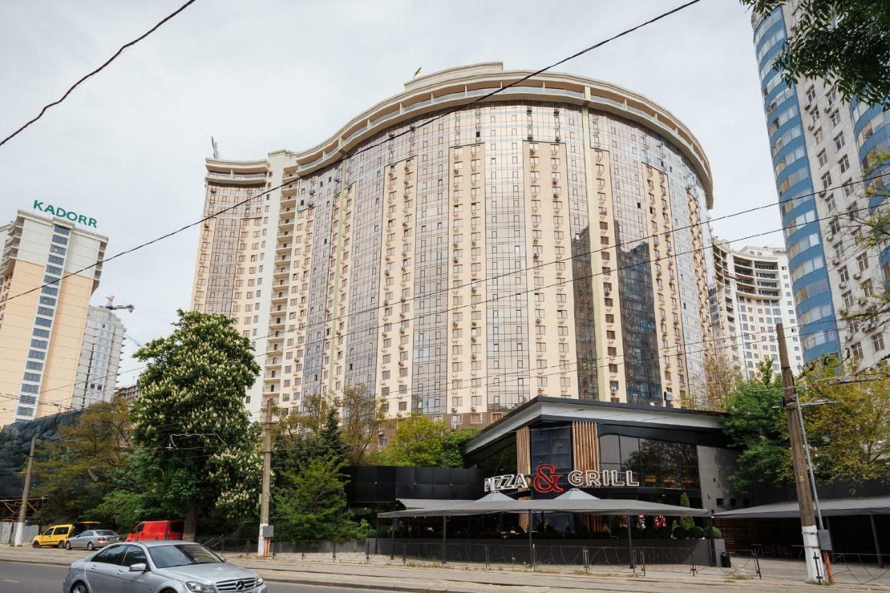 White Apartments Odessa Dış mekan fotoğraf